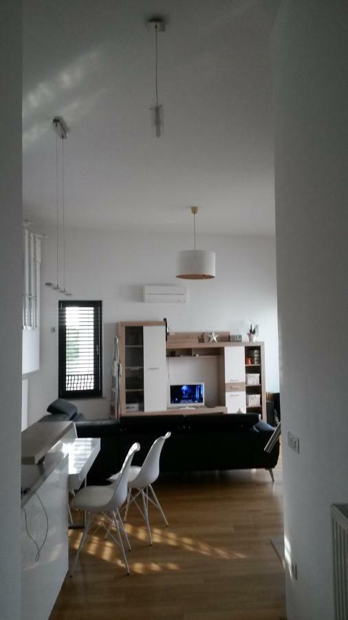 Apartment Morski Cvet Capodistria Esterno foto