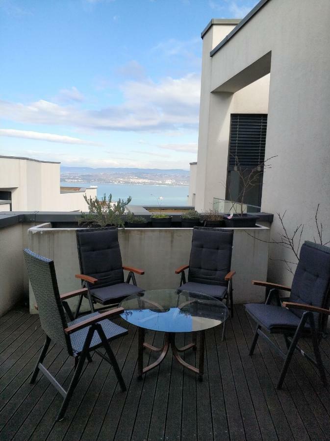 Apartment Morski Cvet Capodistria Esterno foto
